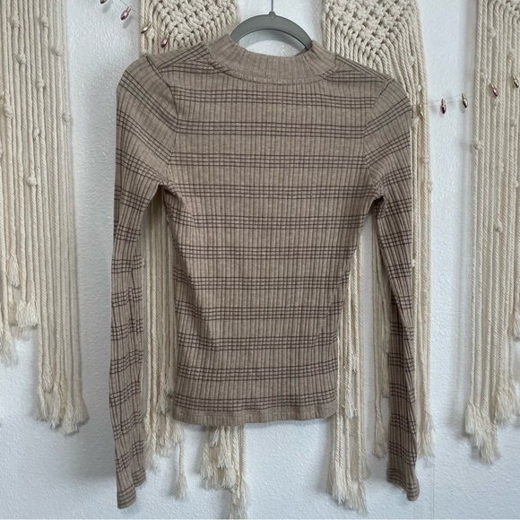 Vince Variegated Rib Striped Mock Neck Sweater Sz.XS Wheat/Dark Almond - Picture 3 of 7